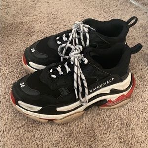 Balenciaga Triple S